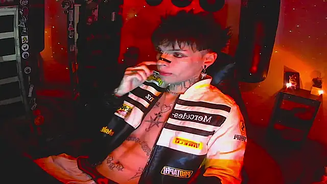 Snapshot of prince_x_dark chatting on 11-05-25, 07:30 prince x dark online show from 11-05-25, 07:30