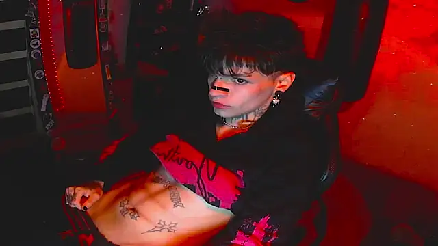 Snapshot of prince_x_dark chatting on 11-10-25, 06:34 prince x dark online show from 11-10-25, 06:34