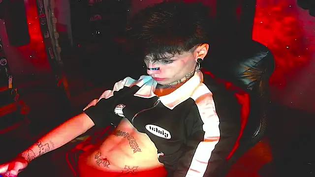 Snapshot of prince_x_dark chatting on 11-26-25, 08:15 prince x dark online show from 11-26-25, 08:15