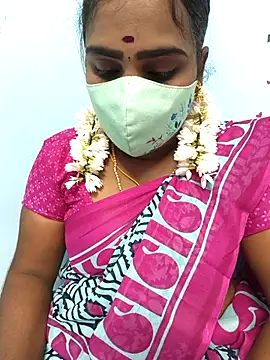 Snapshot of Tamil_riyalini12 chatting on 10-01-25, 06:25 Tamil riyalini12 online show from 10-01-25, 06:25