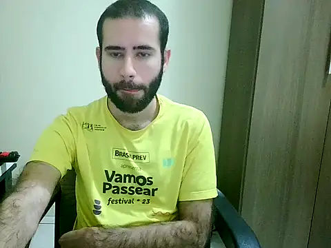 Snapshot of fthrfthr chatting on 10-07-25, 03:58 fthrfthr online show from 10-07-25, 03:58