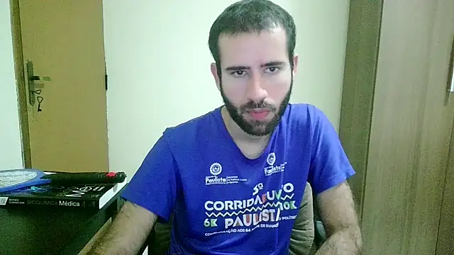 Snapshot of fthrfthr chatting on 10-21-25, 03:07 fthrfthr online show from 10-21-25, 03:07