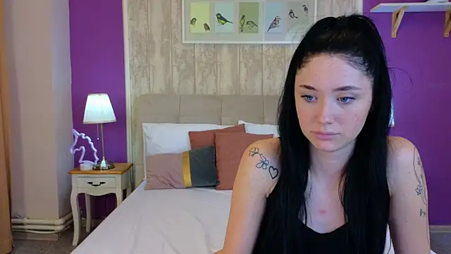 Snapshot of Ivanna__Rose chatting on 10-09-25, 06:22 Ivanna Rose online show from 10-09-25, 06:22