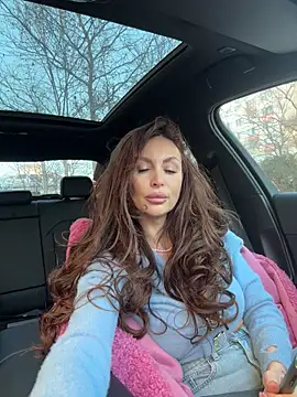 Snapshot of LunaBex chatting on 01-13-26, 06:51 LunaBex online show from 01-13-26, 06:51