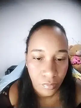 Snapshot of EbonyHorrny chatting on 11-11-25, 01:33 EbonyHorrny online show from 11-11-25, 01:33