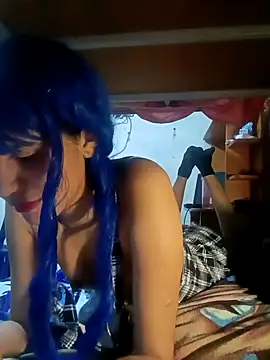 Snapshot of famousfox-69 chatting on 03-04-26, 07:47 famousfox-69 online show from 03-04-26, 07:47