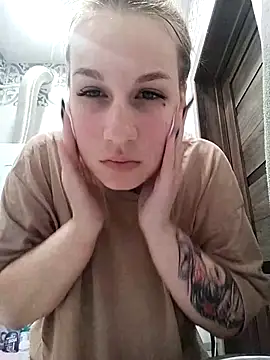 Snapshot of HoneyNelly chatting on 10-07-25, 07:55 HoneyNelly online show from 10-07-25, 07:55