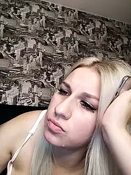 Snapshot of HoneyNelly chatting on 11-07-25, 12:43 HoneyNelly online show from 11-07-25, 12:43