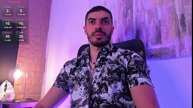 AxelThompson  online show from 09-11-25, 10:48