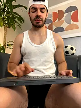 AxelThompson  online show from 11-27-25, 11:45