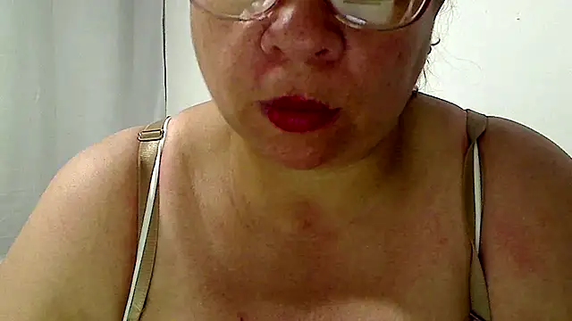 luciana69hot online show from 07-12-26, 04:42