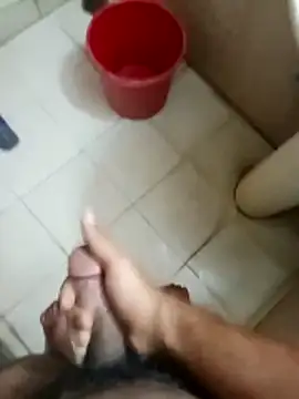 Snapshot of zim200 chatting on 11-02-25, 06:21 zim200 online show from 11-02-25, 06:21