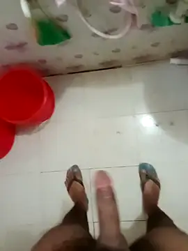 Snapshot of zim200 chatting on 12-04-25, 08:45 zim200 online show from 12-04-25, 08:45