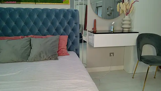 SiennaPierce online show from 02-25-26, 05:28