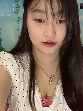 xialuo25 online show from 04-25-26, 06:49