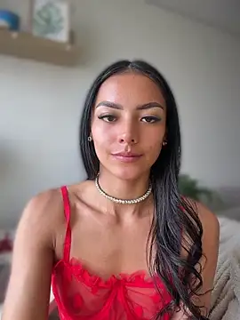 Snapshot of im-isabella chatting on 07-17-26, 05:40 im-isabella online show from 07-17-26, 05:40