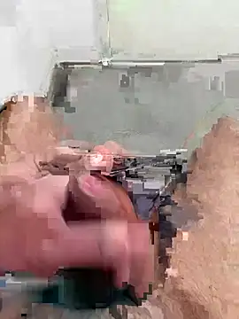 Snapshot of TarunX124 chatting on 01-14-26, 01:39 TarunX124 online show from 01-14-26, 01:39