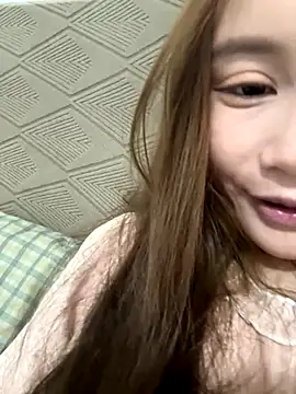 Snapshot of uulove521 chatting on 10-08-25, 06:05 uulove521 online show from 10-08-25, 06:05