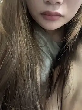 Snapshot of uulove521 chatting on 10-22-25, 06:51 uulove521 online show from 10-22-25, 06:51