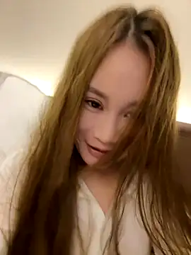 Snapshot of uulove521 chatting on 12-18-25, 06:03 uulove521 online show from 12-18-25, 06:03