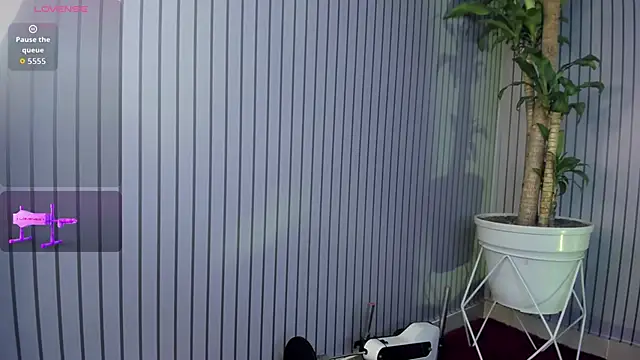 Im perla  online show from 10-11-25, 03:06