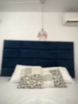 Alexia 24 online show from 12-19-25, 06:48