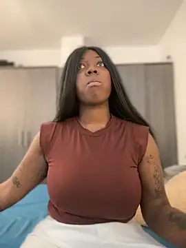 Alexia 24 online show from 02-05-26, 06:45