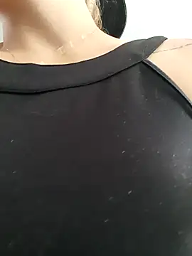 Snapshot of Belinda-Naughty chatting on 10-06-25, 02:03 Belinda-Naughty online show from 10-06-25, 02:03