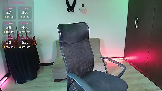 Axel-xoxo online show from 11-27-25, 06:15