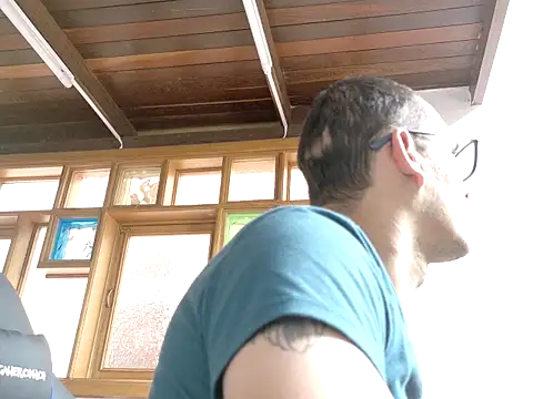 Snapshot of DOBLEWYOSK69G chatting on 01-18-26, 02:10 DOBLEWYOSK69G online show from 01-18-26, 02:10