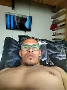 Snapshot of DOBLEWYOSK69G chatting on 02-05-26, 09:08 DOBLEWYOSK69G online show from 02-05-26, 09:08