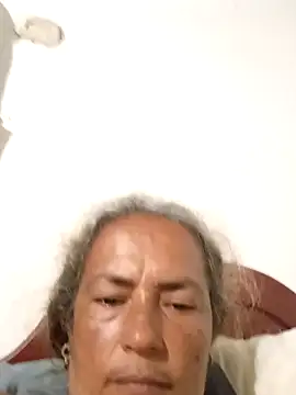 Snapshot of jendall189 chatting on 10-29-25, 01:52 jendall189 online show from 10-29-25, 01:52