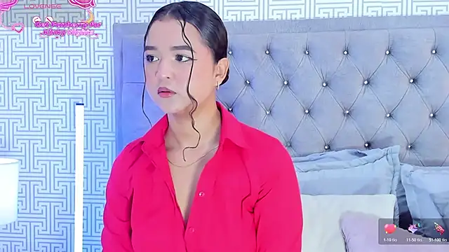 Evaa Lunna  online show from 12-04-25, 08:17