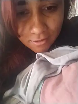 Snapshot of srtsara chatting on 05-12-26, 11:29 srtsara online show from 05-12-26, 11:29