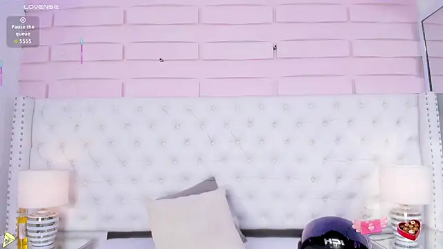 Snapshot of abby-joule chatting on 10-22-25, 03:01 abby-joule online show from 10-22-25, 03:01