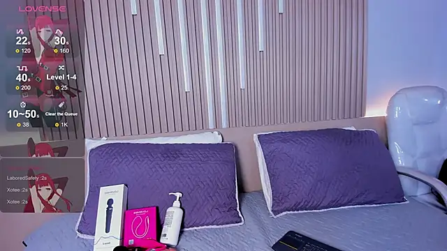 Snapshot of Camile_cute chatting on 02-10-26, 07:40 Camile cute online show from 02-10-26, 07:40