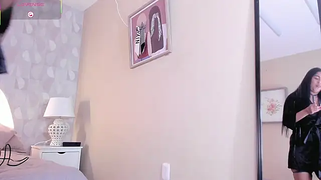 isabella milf  online show from 10-08-25, 07:11