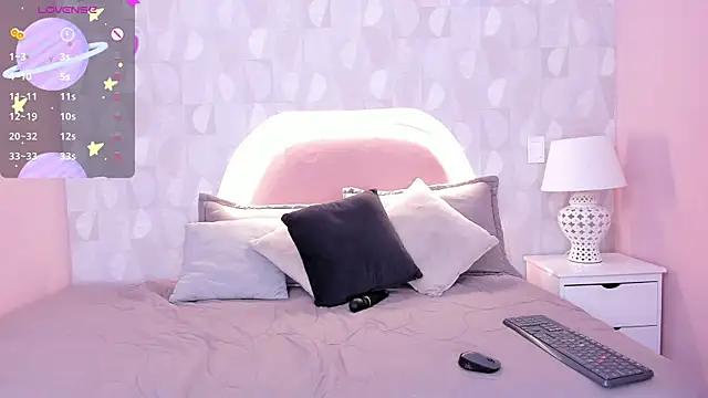 Snapshot of isabella_milf_ chatting on 07-18-26, 07:17 isabella milf online show from 07-18-26, 07:17