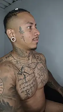 Snapshot of David_tatto1 chatting on 06-27-26, 03:55 David tatto1 online show from 06-27-26, 03:55