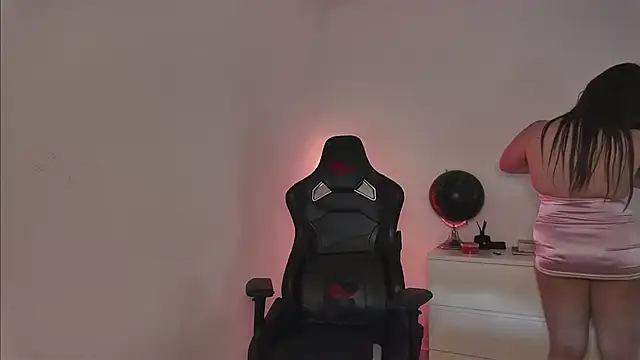 Luna Dollxh online show from 04-02-26, 02:47