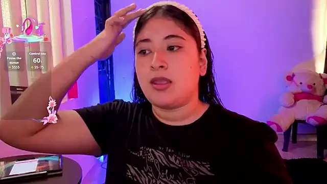 Gaby  Howards online show from 09-15-25, 07:47