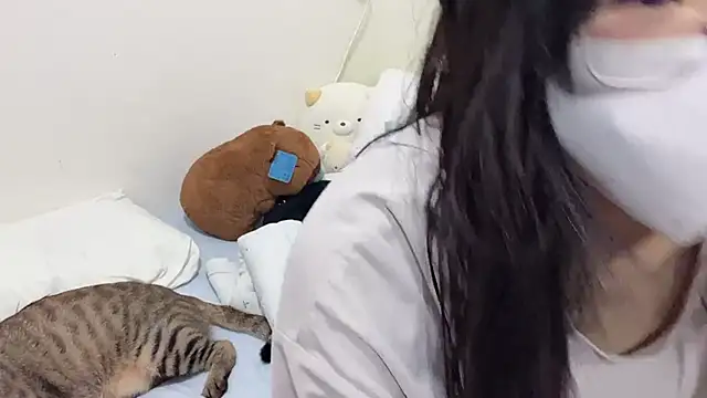 LHeart online show from 09-19-25, 01:56