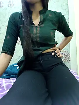 Snapshot of sneha_88 chatting on 10-31-25, 02:29 sneha 88 online show from 10-31-25, 02:29