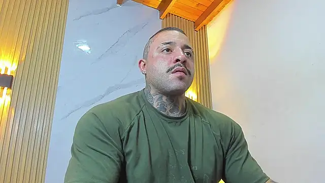 Snapshot of MISTER_VENOM chatting on 11-30-25, 04:05 MISTER VENOM online show from 11-30-25, 04:05