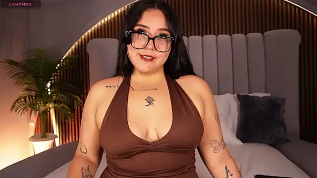 KatlynRous online show from 01-07-26, 07:16