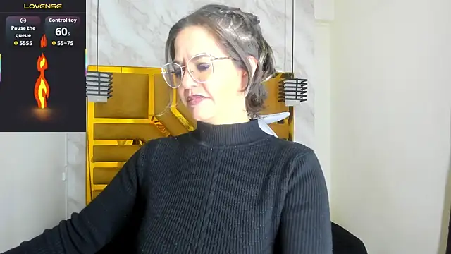 Snapshot of Luciifeer_ chatting on 10-10-25, 11:48 Luciifeer online show from 10-10-25, 11:48