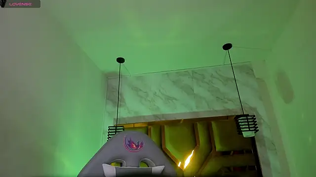 Snapshot of Luciifeer_ chatting on 10-30-25, 06:52 Luciifeer online show from 10-30-25, 06:52