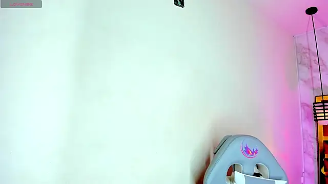 Snapshot of Luciifeer_ chatting on 11-06-25, 06:42 Luciifeer online show from 11-06-25, 06:42