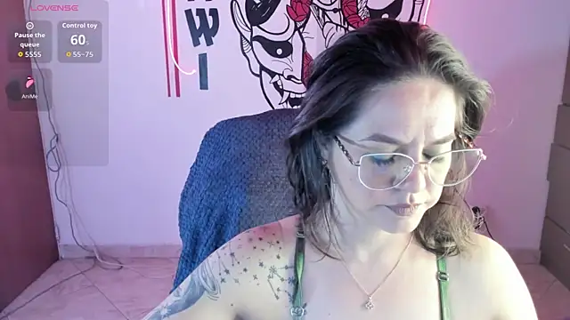 Snapshot of Luciifeer_ chatting on 07-14-26, 02:23 Luciifeer online show from 07-14-26, 02:23