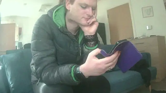 avamaxwell online show from 05-16-26, 02:27